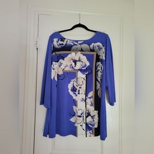 3/$30 JM Collection Floral Top